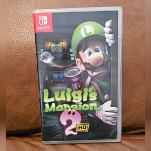 Luigi's Mansion 2 HD Nintendo Switch Video Game Original Case